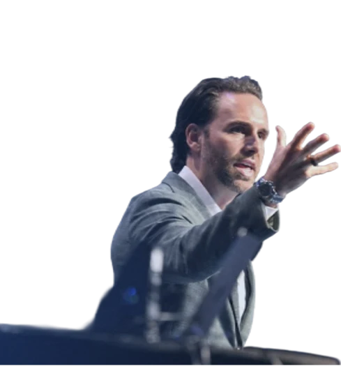 Geoff Woods delivering an interactive keynote on stage